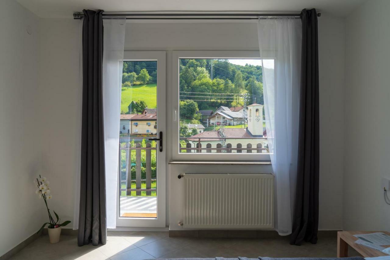 The Foxhouse Hotel Tolmin Kültér fotó